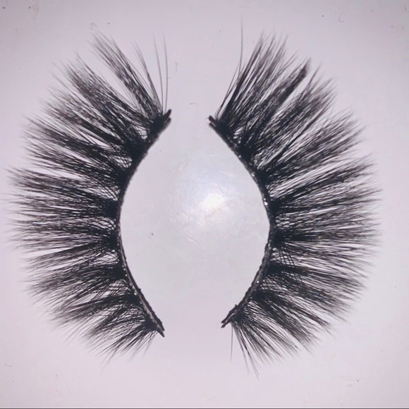 💎5/$25💎 Wispies High-Quality Mink Lashes - Picture 2 of 5